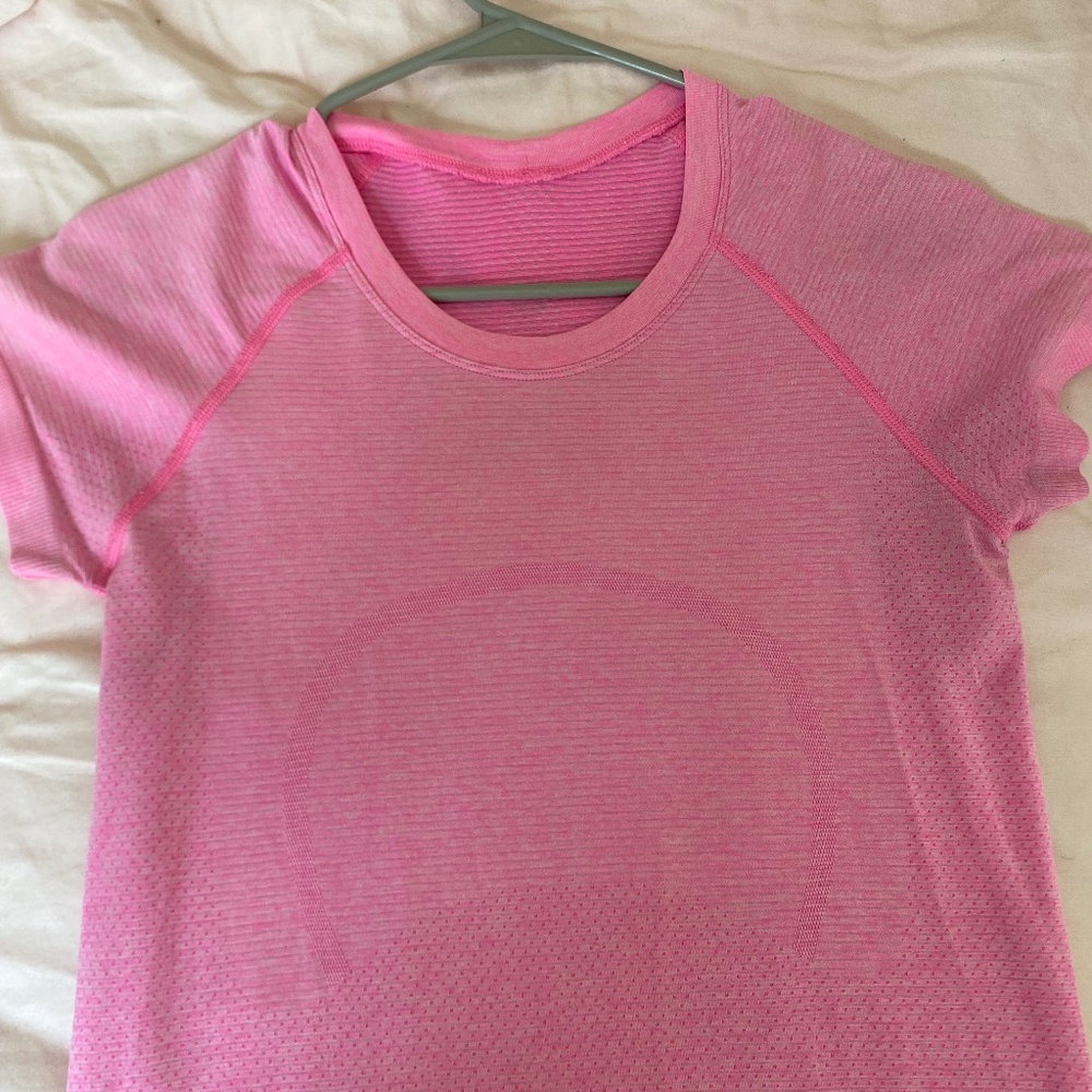 Lululemon Swifty Tech full length t shirt